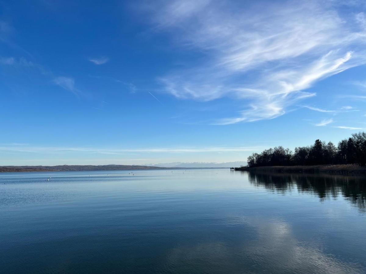 Schlafen Im Atelier - Einzigartiges Gaestezimmer Am Ammersee Apartment Schondorf am Ammersee Bagian luar foto