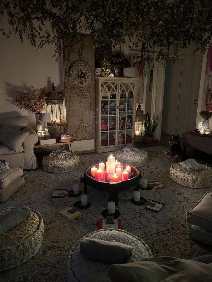 Schlafen Im Atelier - Einzigartiges Gaestezimmer Am Ammersee Apartment Schondorf am Ammersee Bagian luar foto