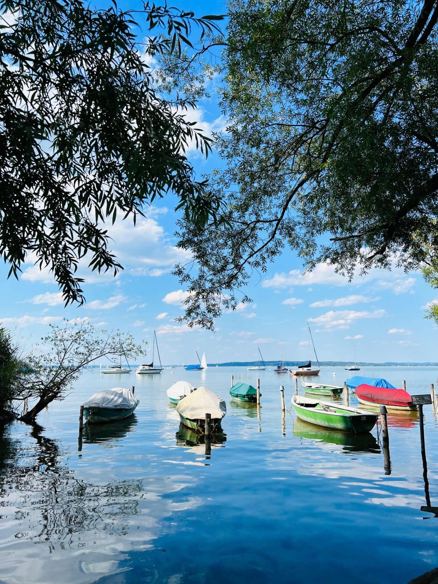 Schlafen Im Atelier - Einzigartiges Gaestezimmer Am Ammersee Apartment Schondorf am Ammersee Bagian luar foto